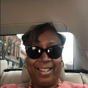 Meet your Posher, Gail